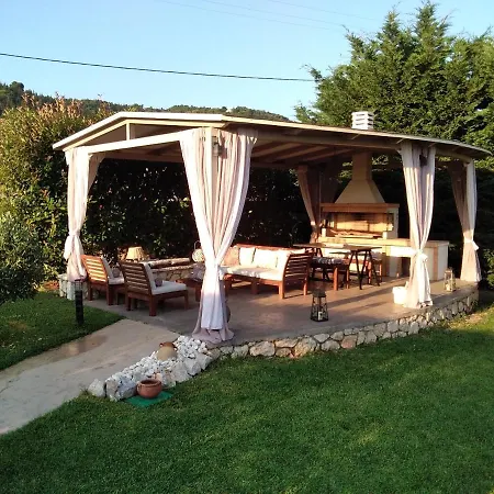 Apartament Adelais *