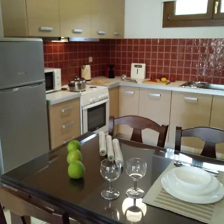 Adelais Apartment Tsoukaladhes
