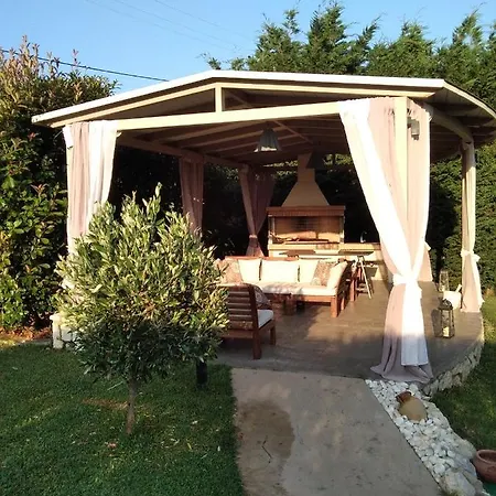 Apartament Adelais Tsoukaládhes