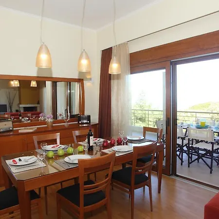 Adelais Apartament *