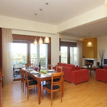 Adelais Apartment